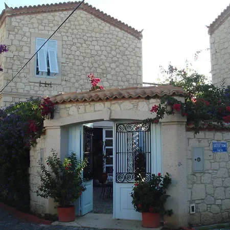 Icirliev Alacati 4*