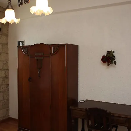 Hotel Icirliev Alacati İzmir